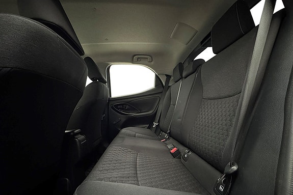 Toyota Yaris 14 of 27