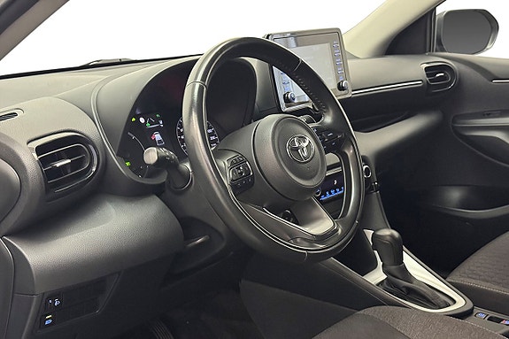 Toyota Yaris 13 of 27