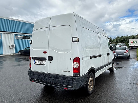 Renault Master 4 of 5