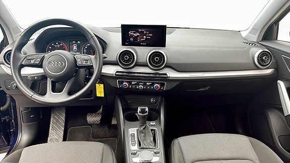 Audi Q2 10 of 12