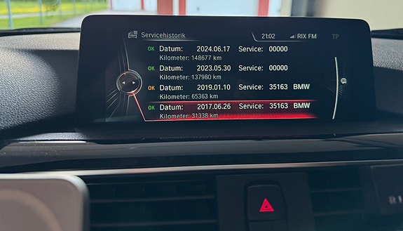 BMW 318d 25 of 27