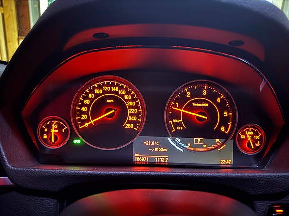 BMW 318d 14 of 27