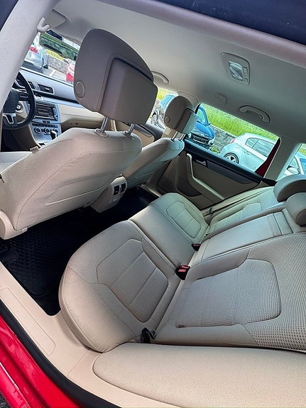 Volkswagen Passat 8 of 9