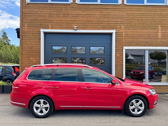 Volkswagen Passat 2 of 5