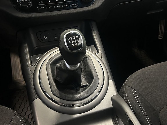 Kia Sportage 13 of 17