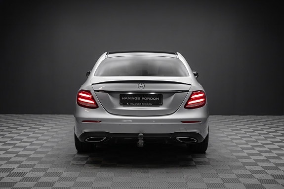 Mercedes-Benz E220 d 5 of 5