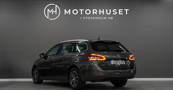 Peugeot 308 SW 4 of 5