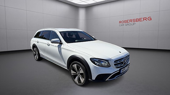 Mercedes-Benz E220 7 of 13