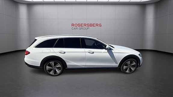 Mercedes-Benz E220 6 of 13