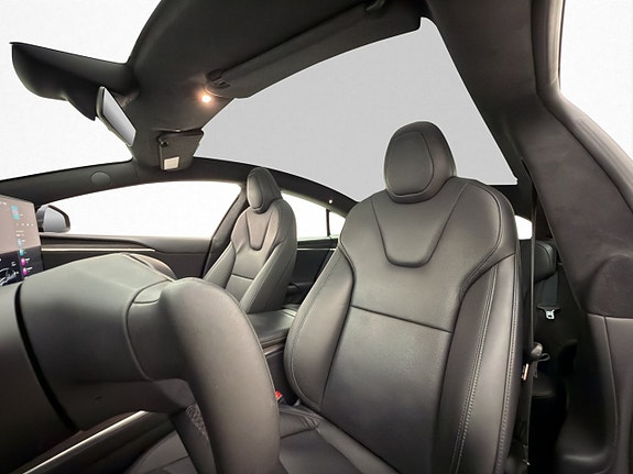 Tesla Model S 12 of 30