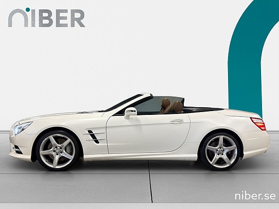 Mercedes-Benz SL500 4 of 5