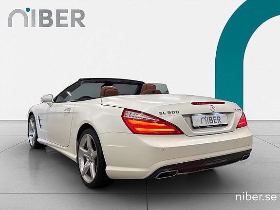 Mercedes-Benz SL500 5 of 5