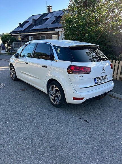 Citroen C4 Picasso 3 of 5