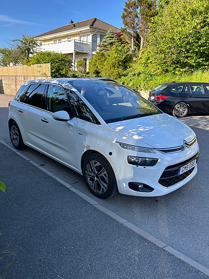 Citroen C4 Picasso 4 of 5