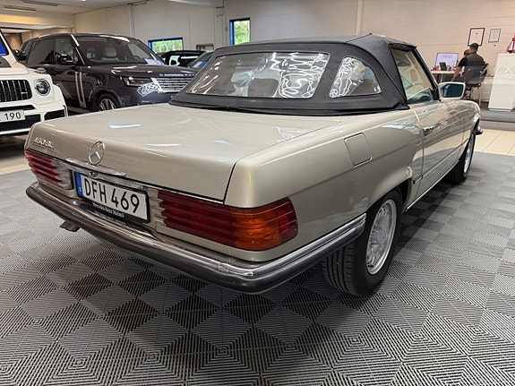 Mercedes-Benz SL-Klass 5 of 5