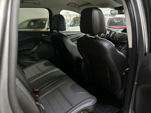 Ford Kuga 11 of 12