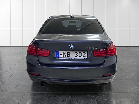 BMW 320d 6 of 14