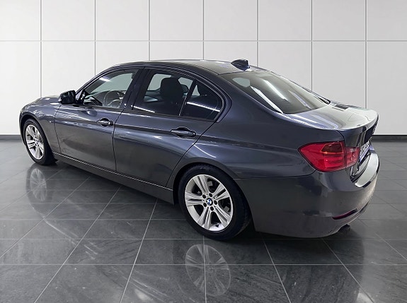 BMW 320d 4 of 14