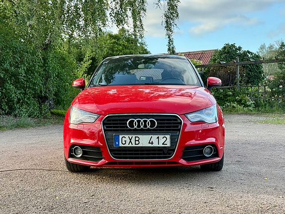 Audi A1 2 of 5
