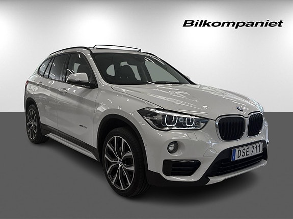 BMW X1 3 of 5