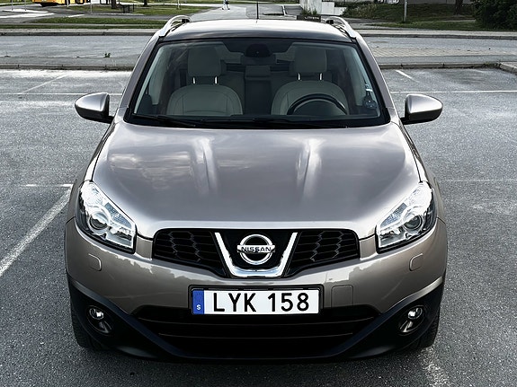 Nissan Qashqai 2 of 5