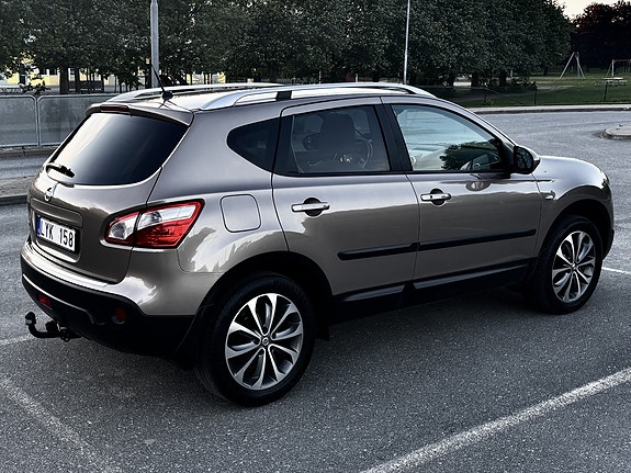 Nissan Qashqai 4 of 5
