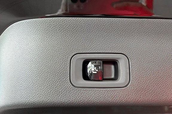 Mercedes-Benz CLA350 14 of 15