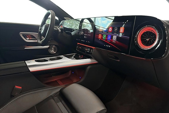Mercedes-Benz CLA350 6 of 15