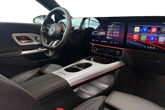 Mercedes-Benz CLA350 8 of 15