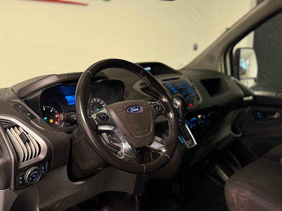 Ford Transit Custom 8 of 20