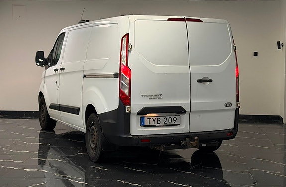 Ford Transit Custom 4 of 5
