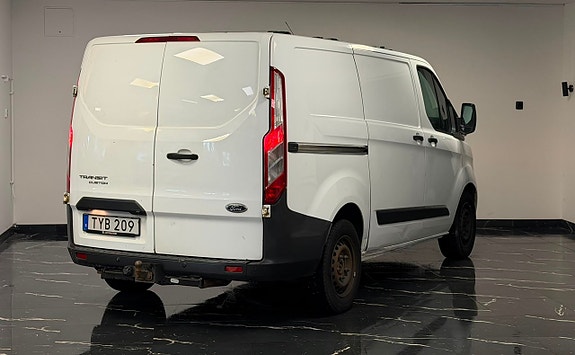 Ford Transit Custom 6 of 20