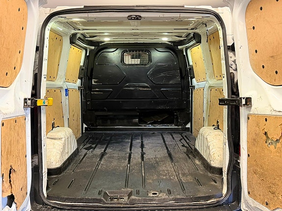 Ford Transit Custom 18 of 20