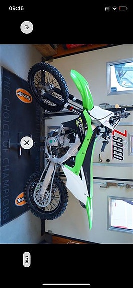 Kawasaki KX 250 (F) 5 of 5