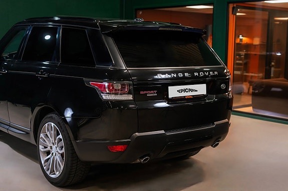 Land Rover Range Rover Sport 4 of 5