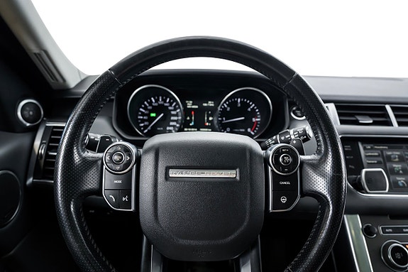 Land Rover Range Rover Sport 14 of 28