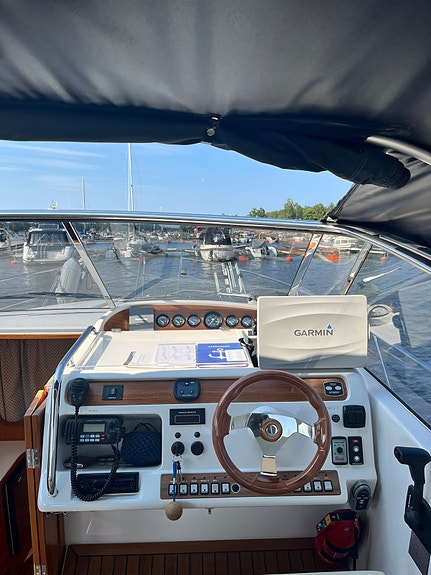 Marex 290 Sun Cruiser - KAD 300 / endast 520 timmar / mycket välutrustad 9 of 13