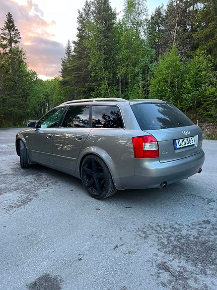 Audi A4 4 of 5