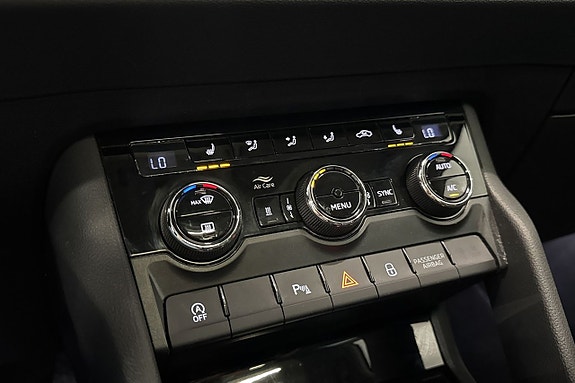 Skoda Karoq 25 of 30