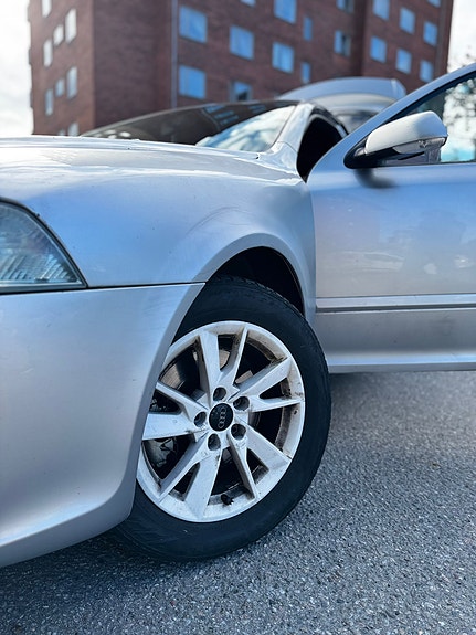 Skoda Octavia RS 2 of 5