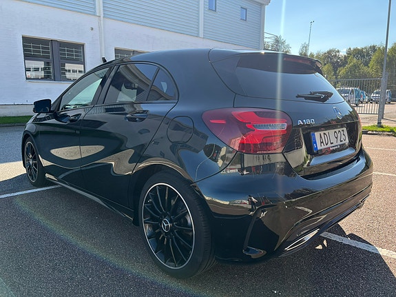 Mercedes-Benz A180 5 of 5