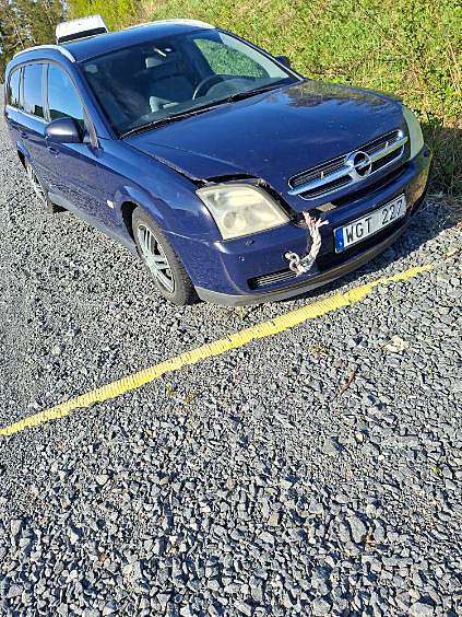 Opel Vectra 2 of 3