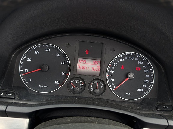 Volkswagen Eos 10 of 17