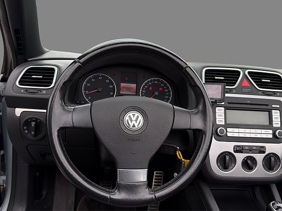 Volkswagen Eos 8 of 17
