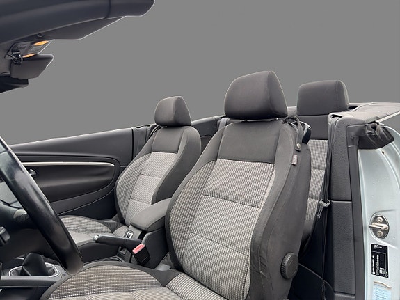 Volkswagen Eos 12 of 17