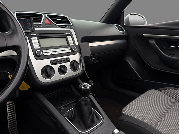 Volkswagen Eos 16 of 17
