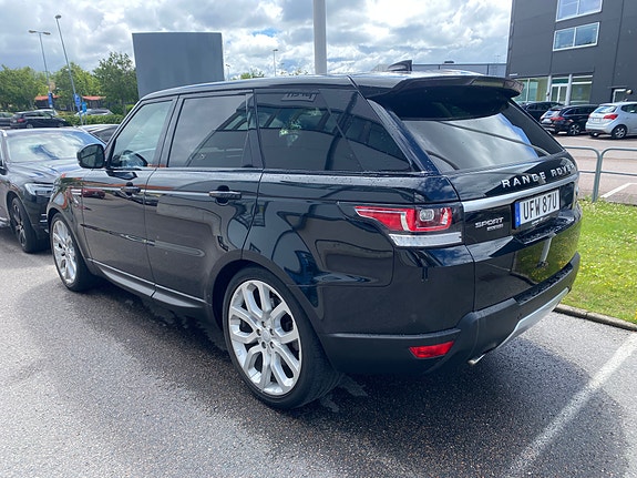 Land Rover Range Rover Sport 4 of 5