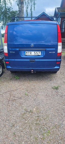 Mercedes-Benz Vito 113 2 of 5