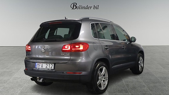 Volkswagen Tiguan 4 of 30