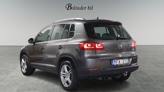 Volkswagen Tiguan 6 of 30